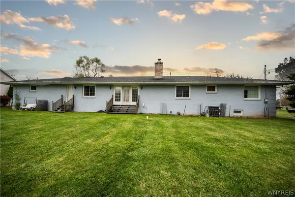 $650,000 | 9250 Greiner Road, Clarence, NY 14031