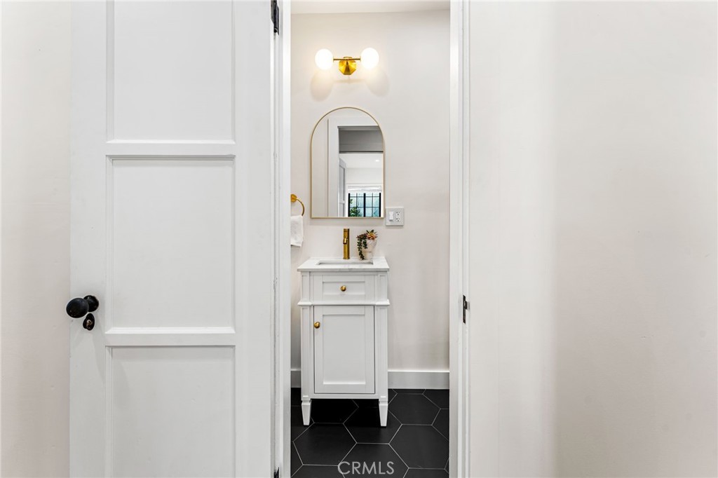 1201 Montecito Drive Montecito Heights, CA 90031 - Photo 25 of 71