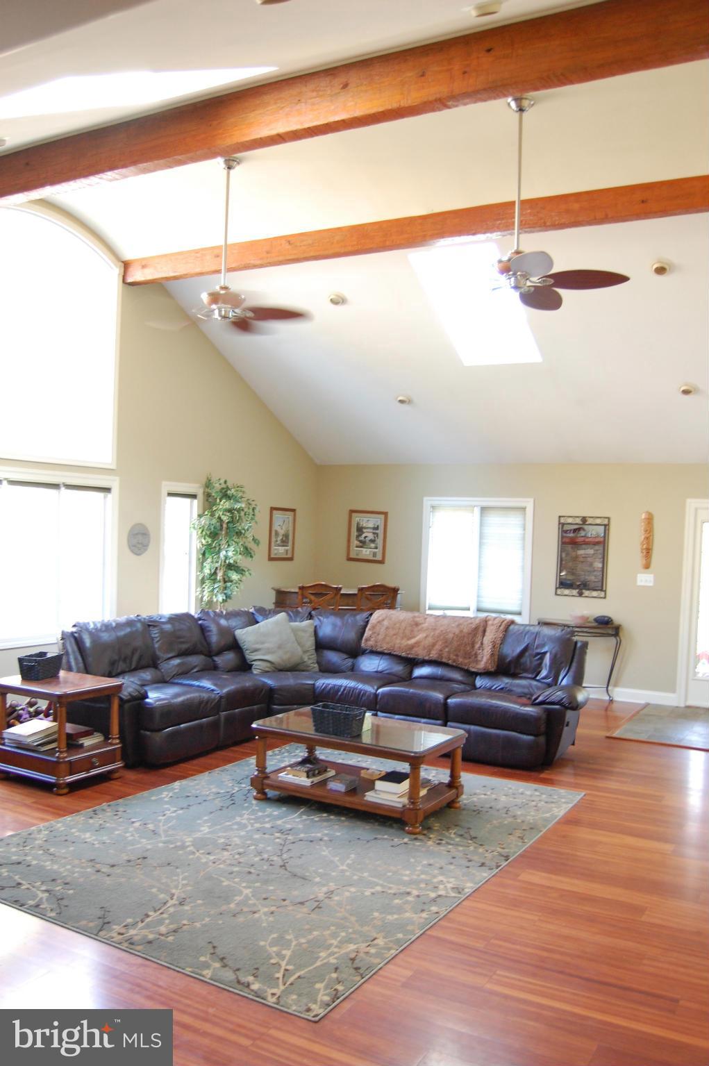 48 River Road Chesapeake City, MD 21915 - Photo 8 of 30 Living Room