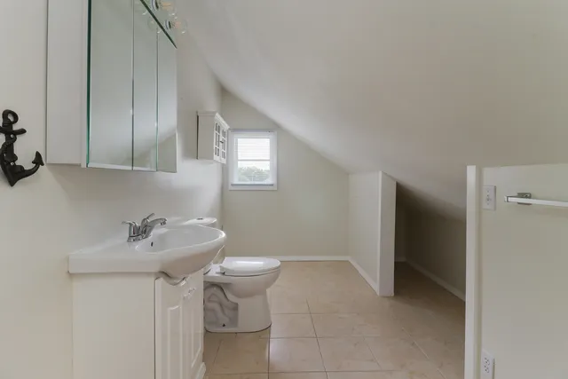 $215,000 | 106 West Boundary Street, Stanford, IL 61774