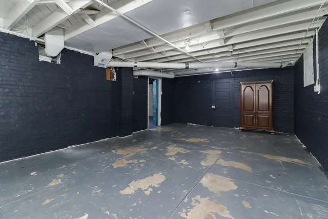 $215,000 | 106 West Boundary Street, Stanford, IL 61774