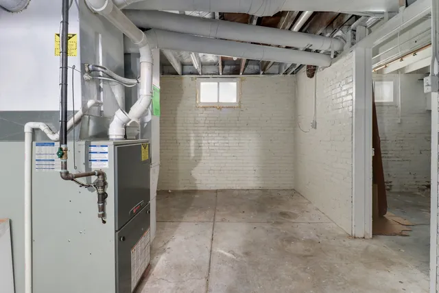 $215,000 | 106 West Boundary Street, Stanford, IL 61774