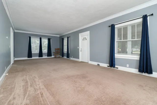 $215,000 | 106 West Boundary Street, Stanford, IL 61774