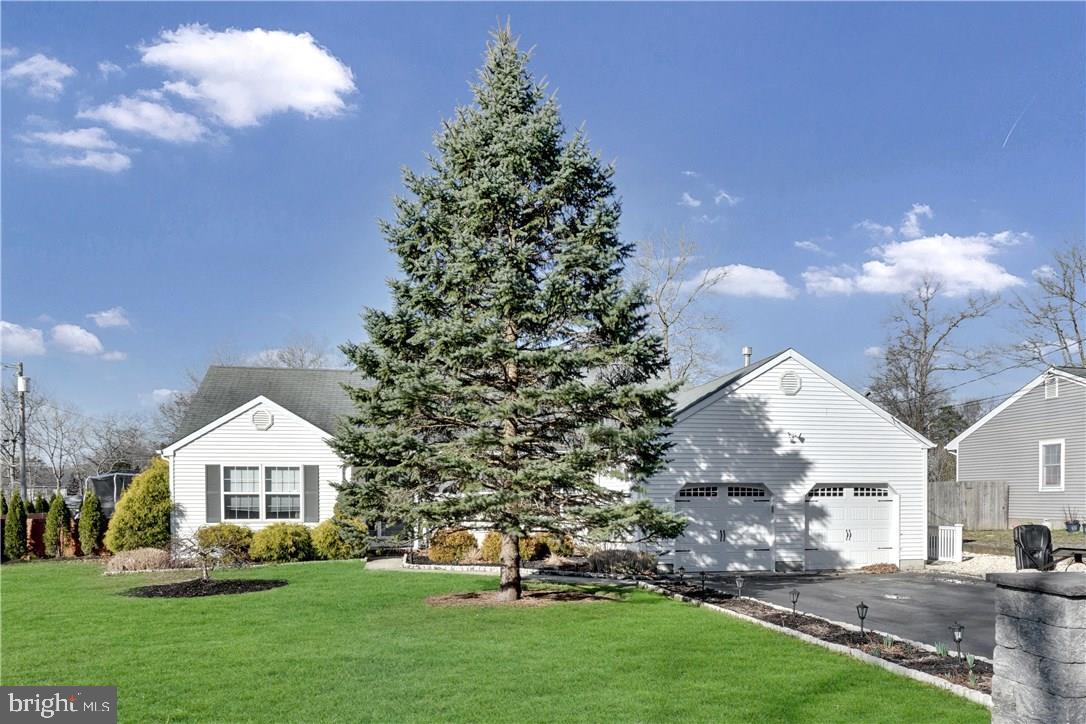 100 Ahoy Road Manahawkin, NJ 08050 - Photo 4 of 56