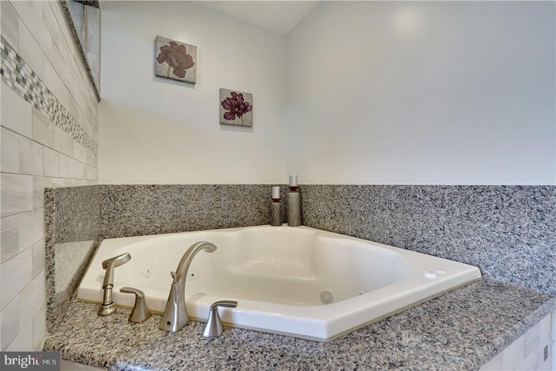 100 Ahoy Road Manahawkin, NJ 08050 - Photo 36 of 56