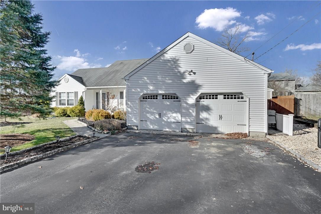 100 Ahoy Road Manahawkin, NJ 08050 - Photo 8 of 56