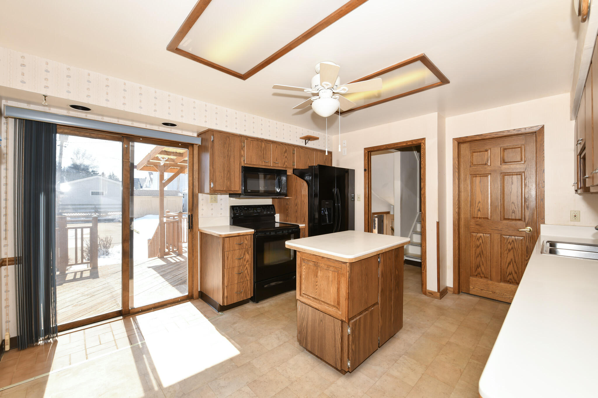 6919 West Blue Mound Road Wauwatosa, WI 53213 - Photo 13 of 39 HEN_0866