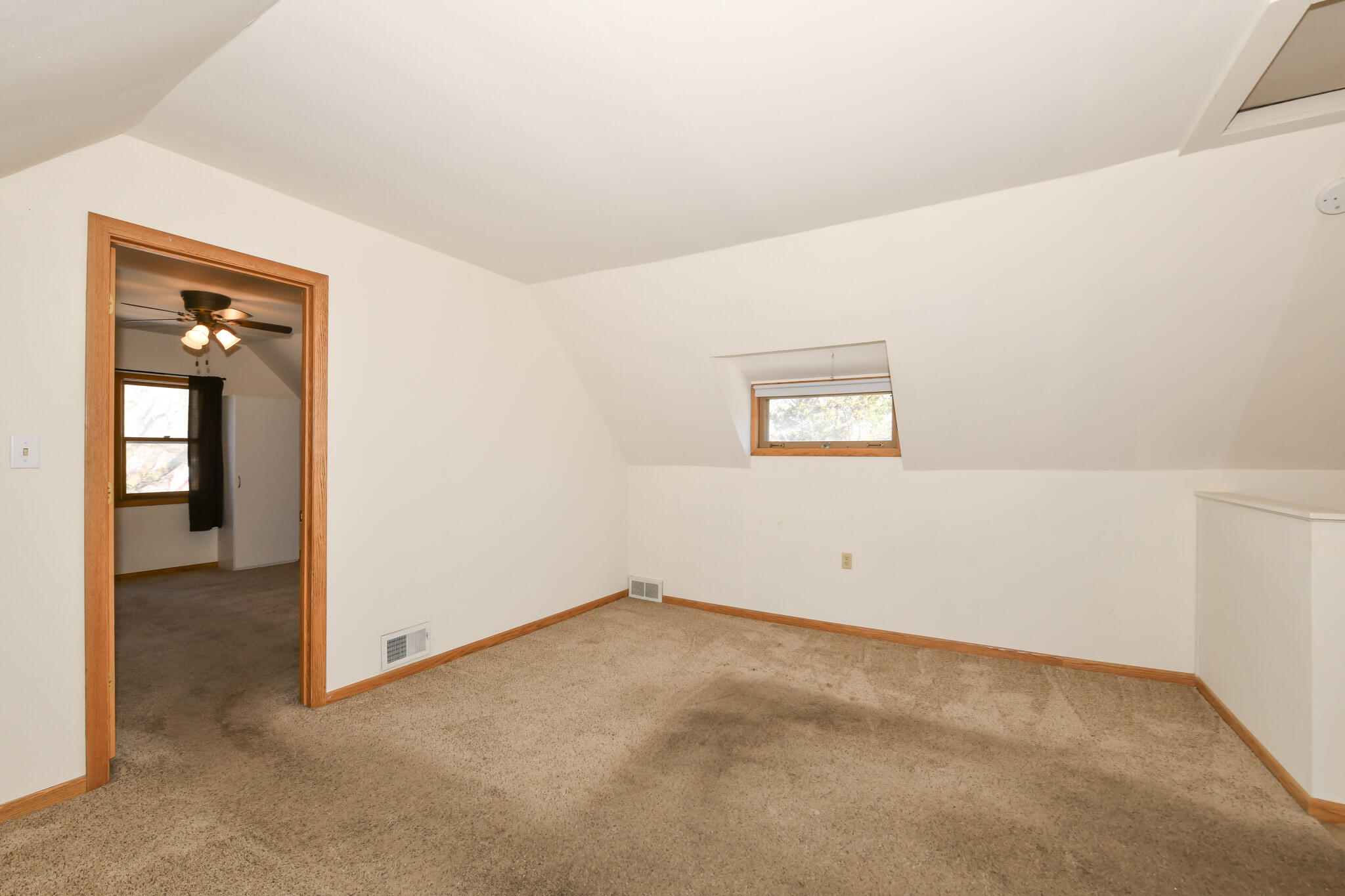 6919 West Blue Mound Road Wauwatosa, WI 53213 - Photo 20 of 39 HEN_0874