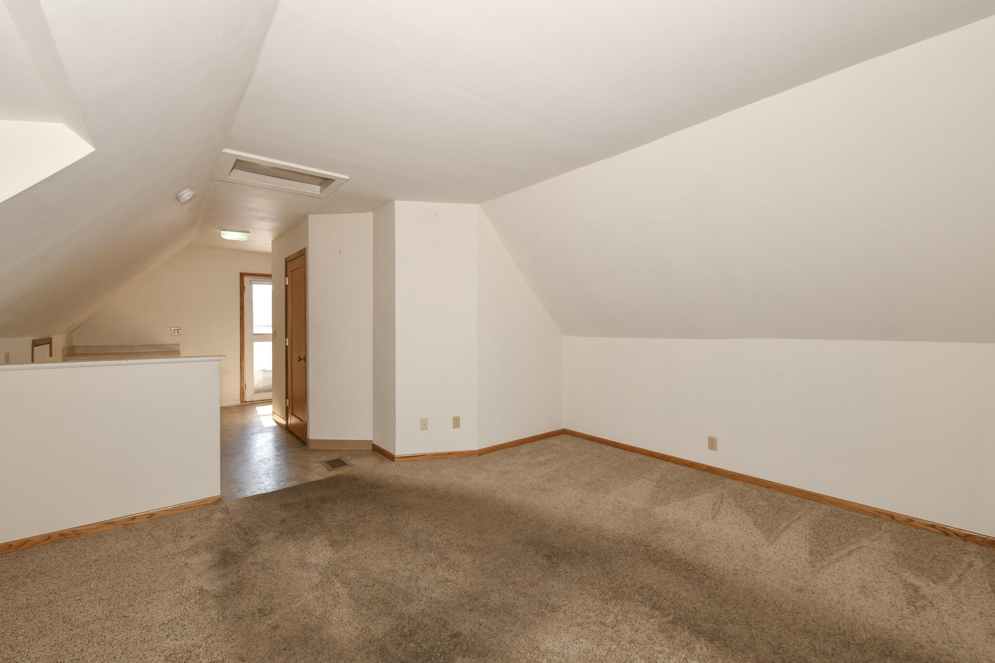 6919 West Blue Mound Road Wauwatosa, WI 53213 - Photo 21 of 39 HEN_0875