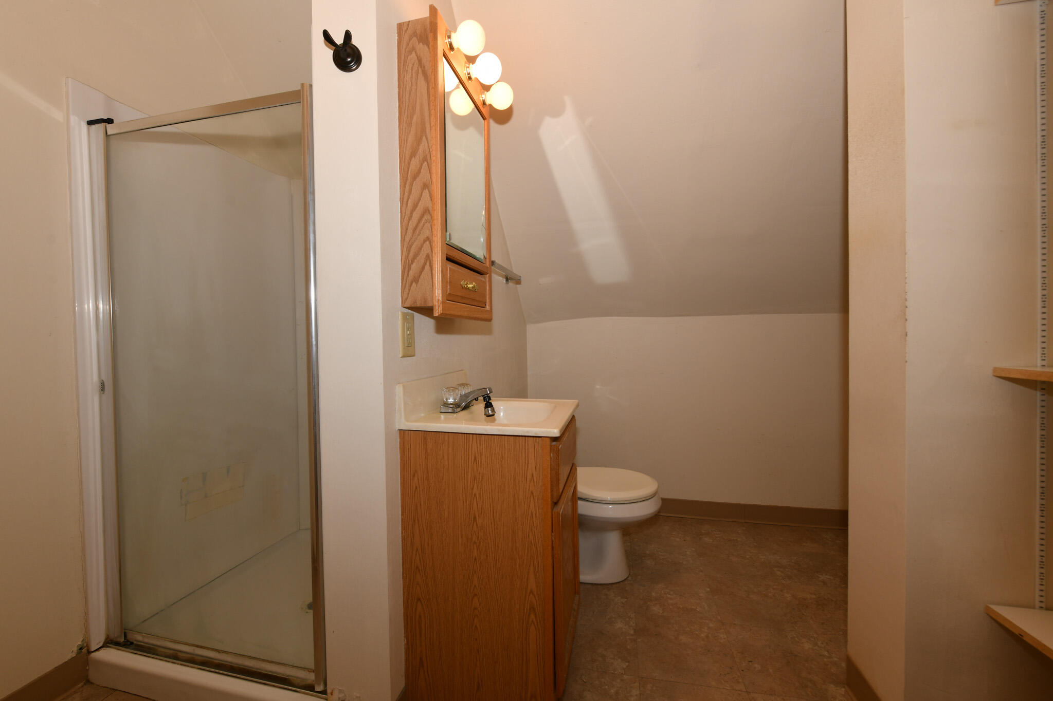 6919 West Blue Mound Road Wauwatosa, WI 53213 - Photo 23 of 39 HEN_0877