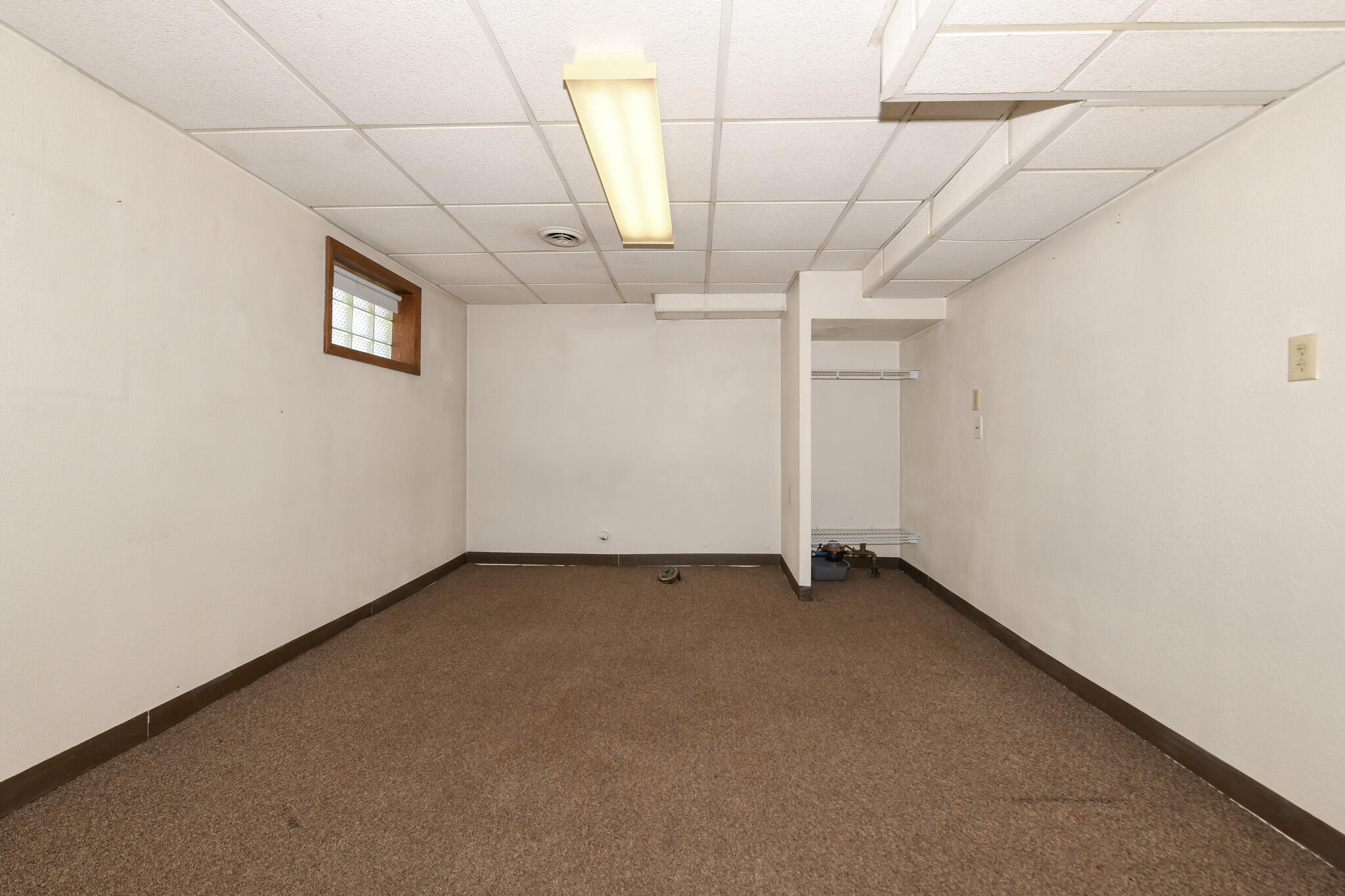 6919 West Blue Mound Road Wauwatosa, WI 53213 - Photo 27 of 39 HEN_0881