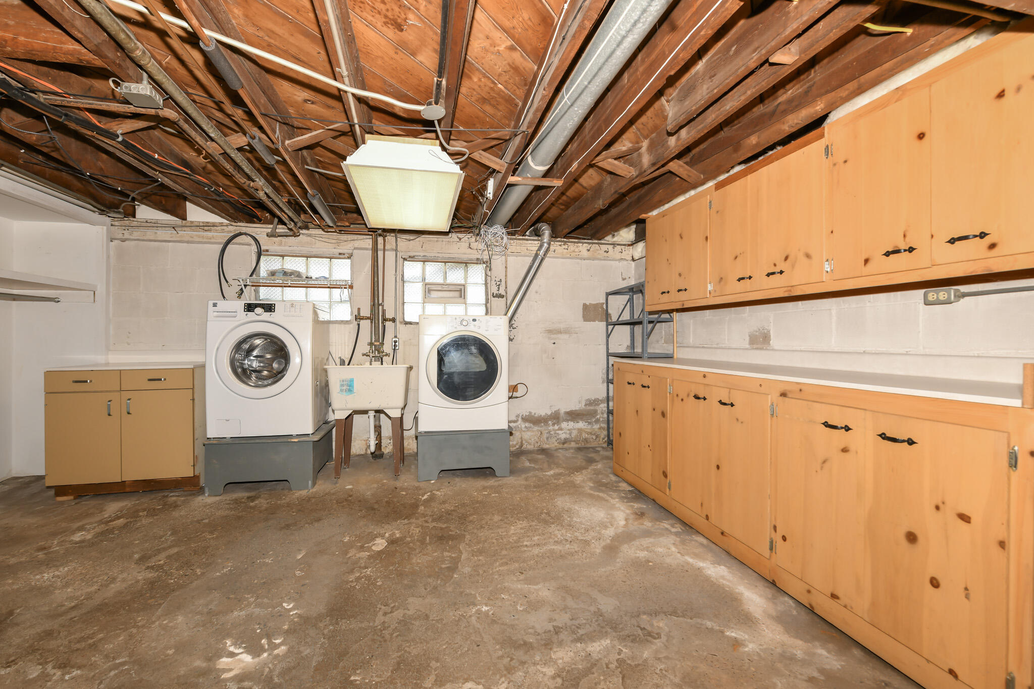 6919 West Blue Mound Road Wauwatosa, WI 53213 - Photo 29 of 39 HEN_0885