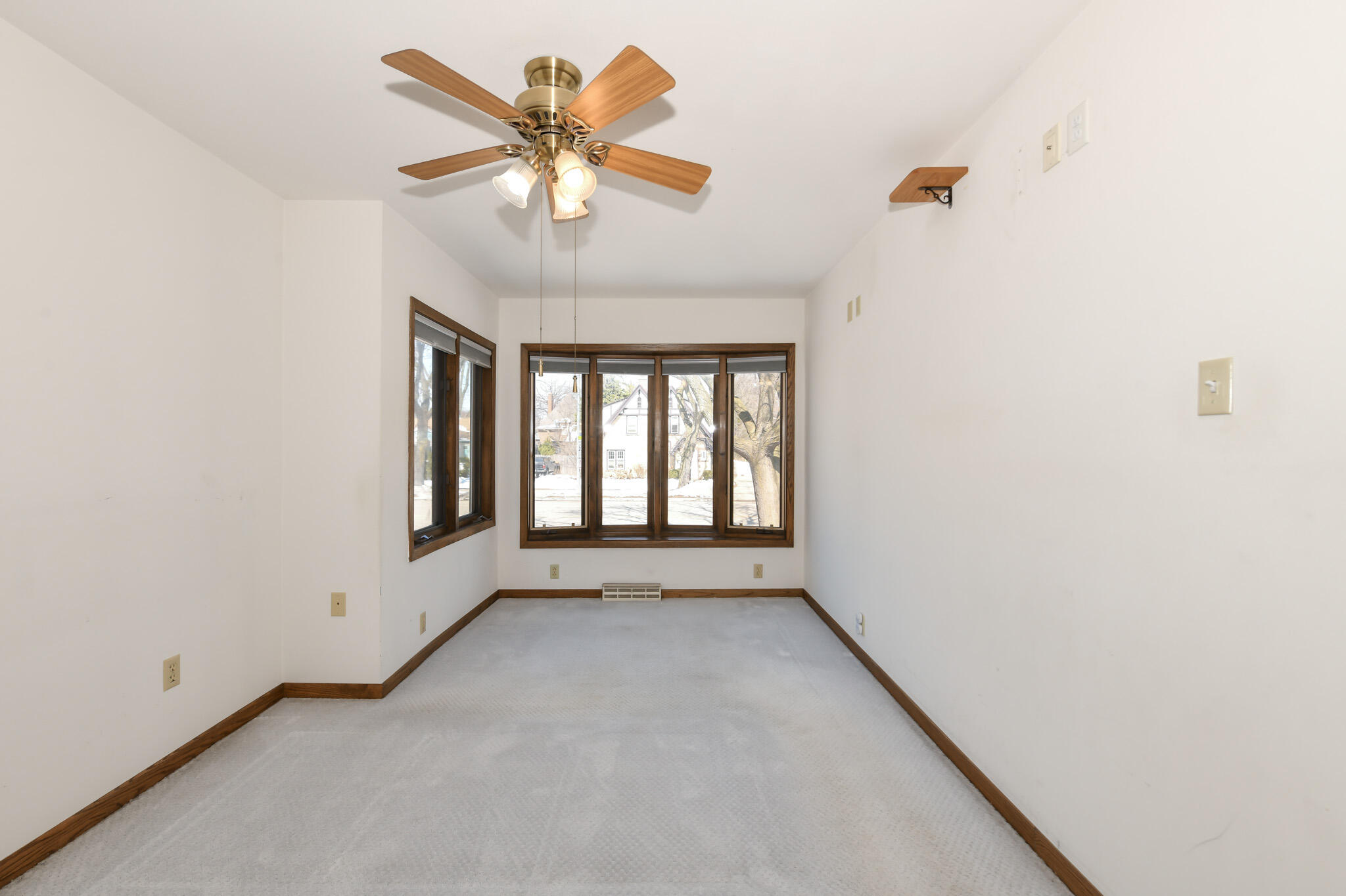 6919 West Blue Mound Road Wauwatosa, WI 53213 - Photo 3 of 39 HEN_0855