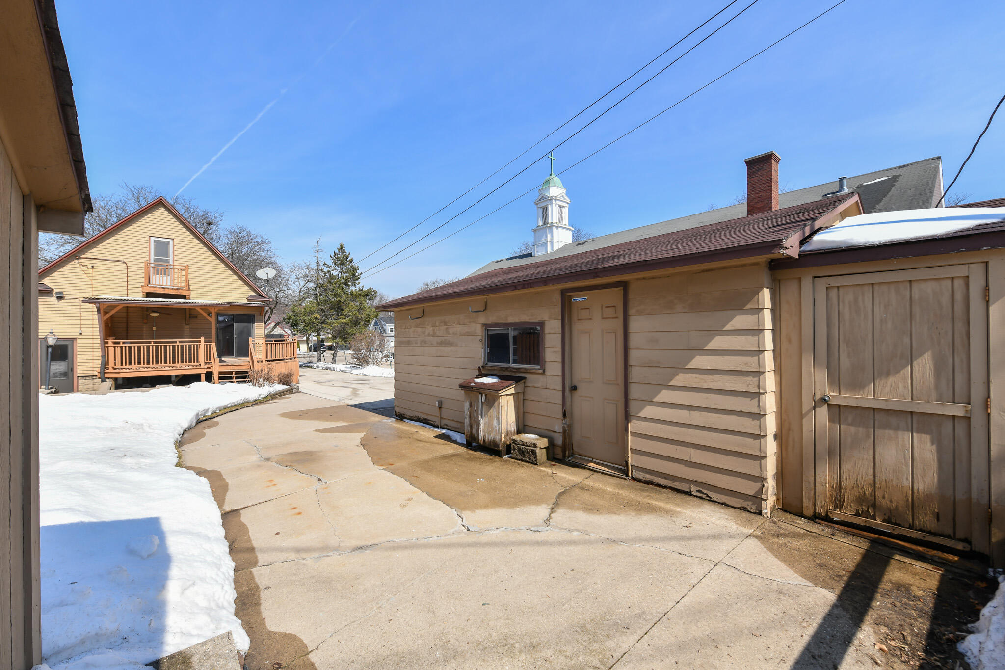 6919 West Blue Mound Road Wauwatosa, WI 53213 - Photo 36 of 39 HEN_0896