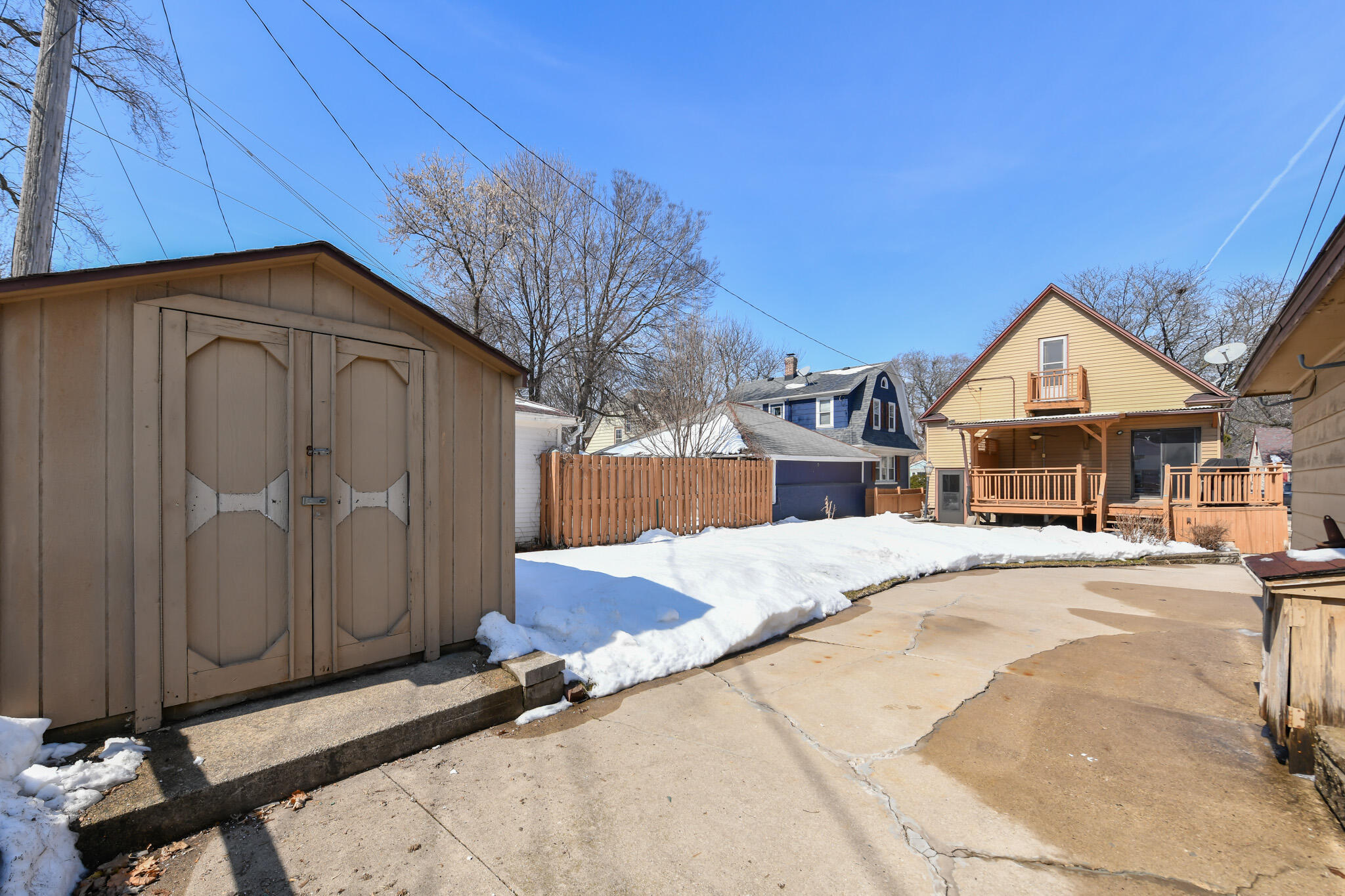 6919 West Blue Mound Road Wauwatosa, WI 53213 - Photo 37 of 39 HEN_0897