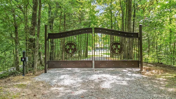 $849,000 | 2661 Tinnin Road, Goodlettsville, TN 37072