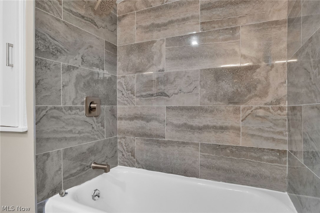 4182 Silsby Road Cleveland, OH 44118 - Photo 34 of 45