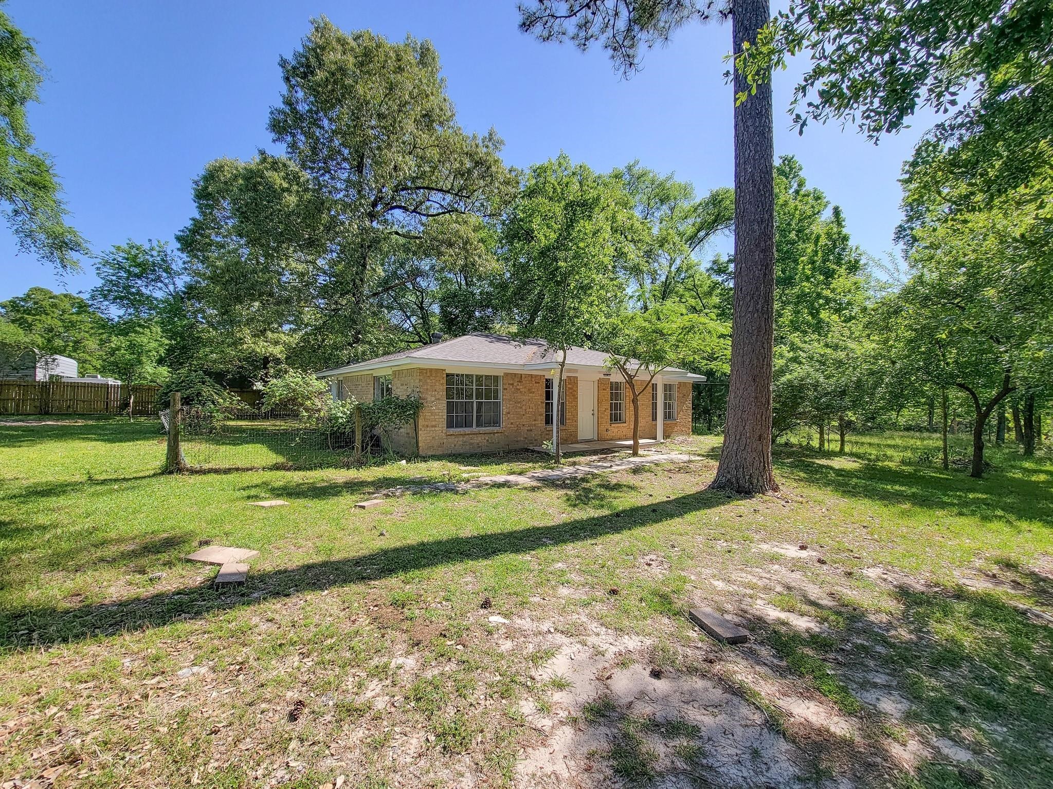 6 Sowell Lane Huntsville, TX 77320 - Photo 37 of 38