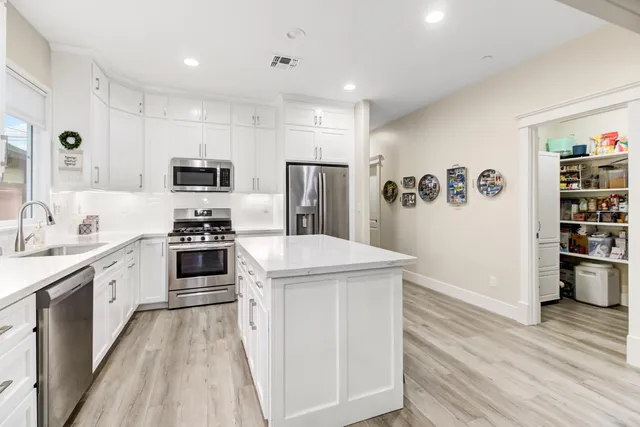 $575,000 | 555 A Street, Lincoln, CA 95648