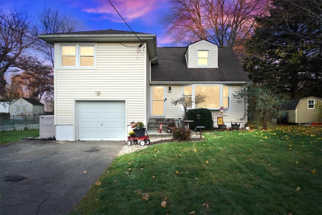 261 Cottage Road Valley Cottage, NY 10989 - Photo 1 of 1 Twilight