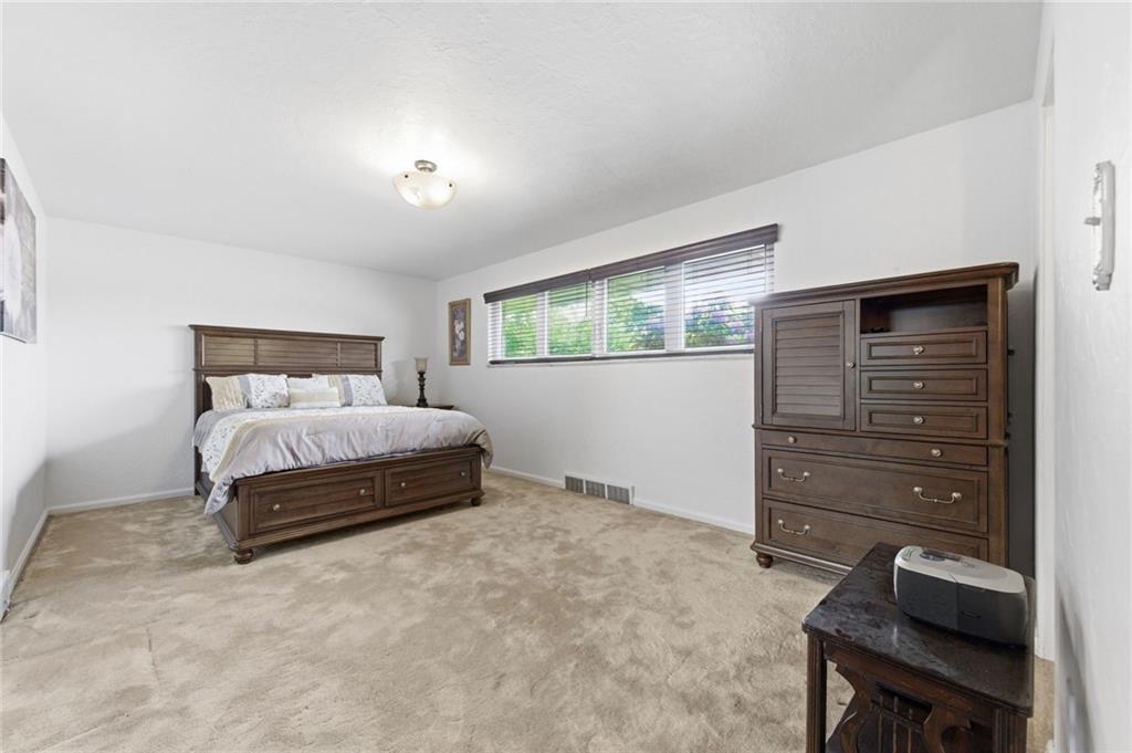 944 Mercer Road Butler, PA 16001 - Photo 15 of 48 Gallery Image 15