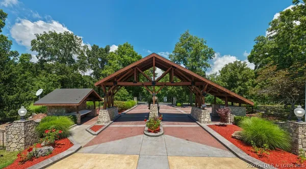 $699,900 | 500 Big Cedar Drive, Camdenton, MO 65020