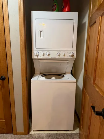 $219,900 | 611 Reena Avenue, Fort Atkinson, WI 53538