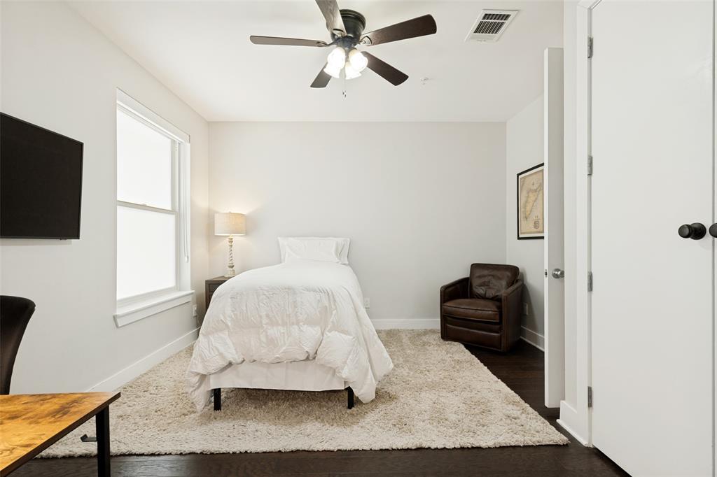 4060 Spring Valley Road, Unit 101 Farmers Branch, TX 75244 - Photo 12 of 27 Gallery Image 12