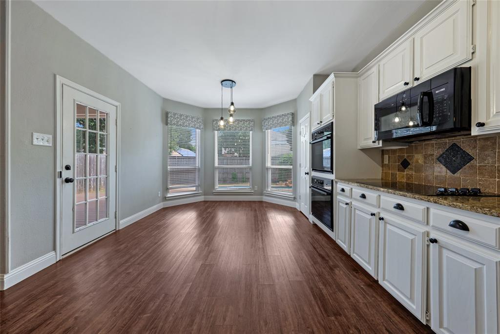1803 Hunters Ridge Drive Grapevine, TX 76051 - Photo 9 of 35