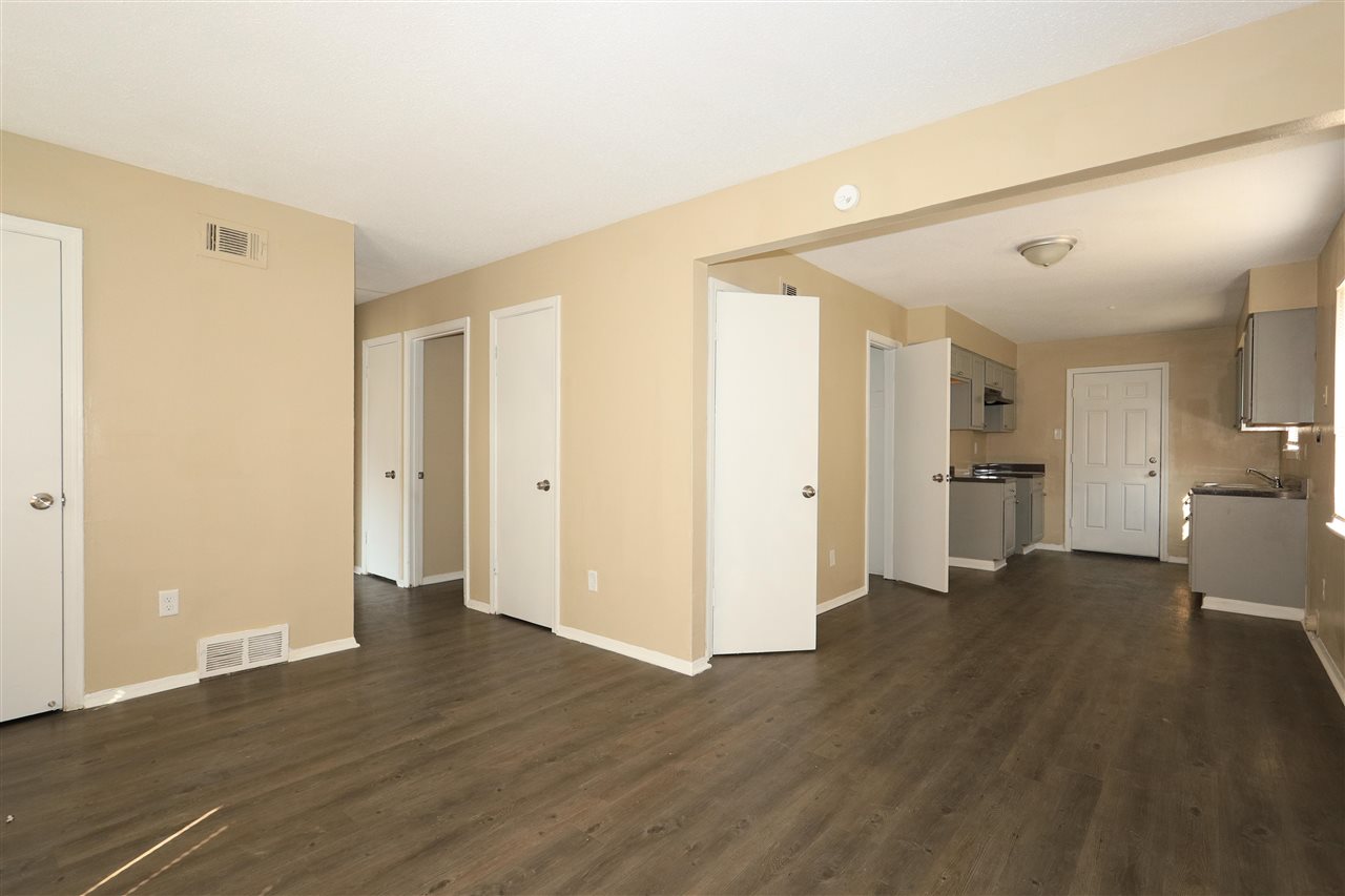 1158 Fiber Road Memphis, TN 38109 - Photo 3 of 12