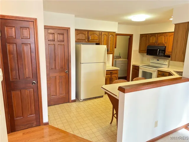 $275,000 | 5861 Goodrich Road, Unit 5A, Clarence, NY 14032