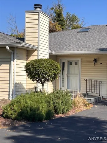 $275,000 | 5861 Goodrich Road, Unit 5A, Clarence, NY 14032