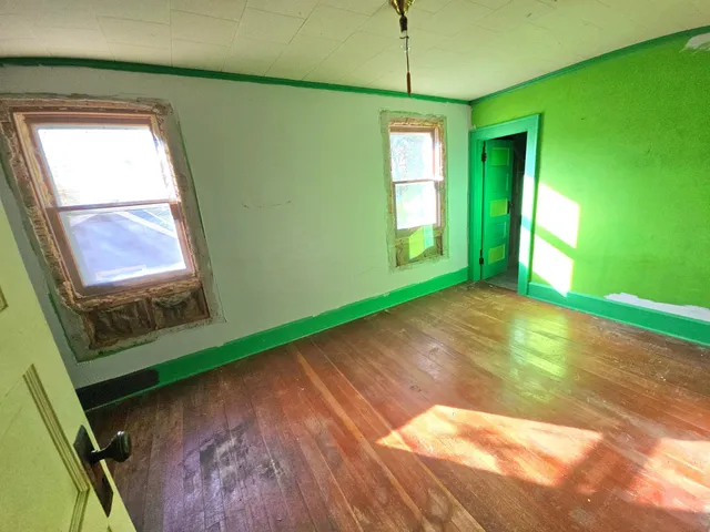 $299,000 | 920 East Evergreen Street, Isle, MN 56342