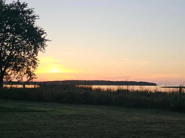 $279,000 | 920 East Evergreen Street, Isle, MN 56342