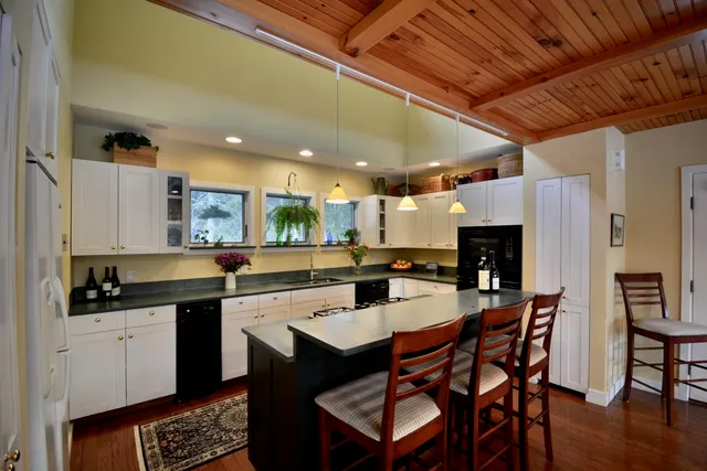 $1,250,000 | 73 Middlegate Lane, New Portland, ME 04961