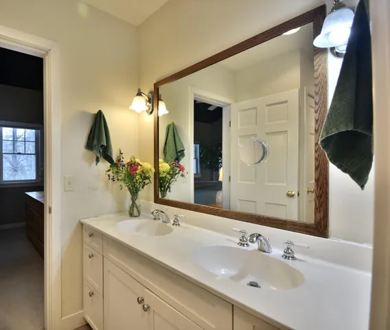 $1,250,000 | 73 Middlegate Lane, New Portland, ME 04961