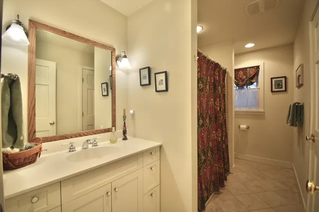 $1,250,000 | 73 Middlegate Lane, New Portland, ME 04961