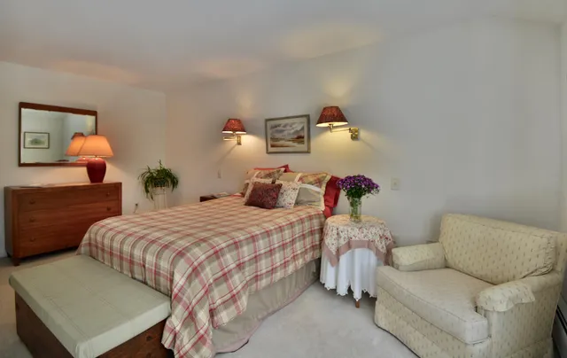 $1,250,000 | 73 Middlegate Lane, New Portland, ME 04961