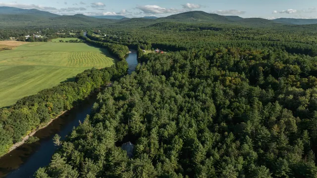 $1,250,000 | 73 Middlegate Lane, New Portland, ME 04961