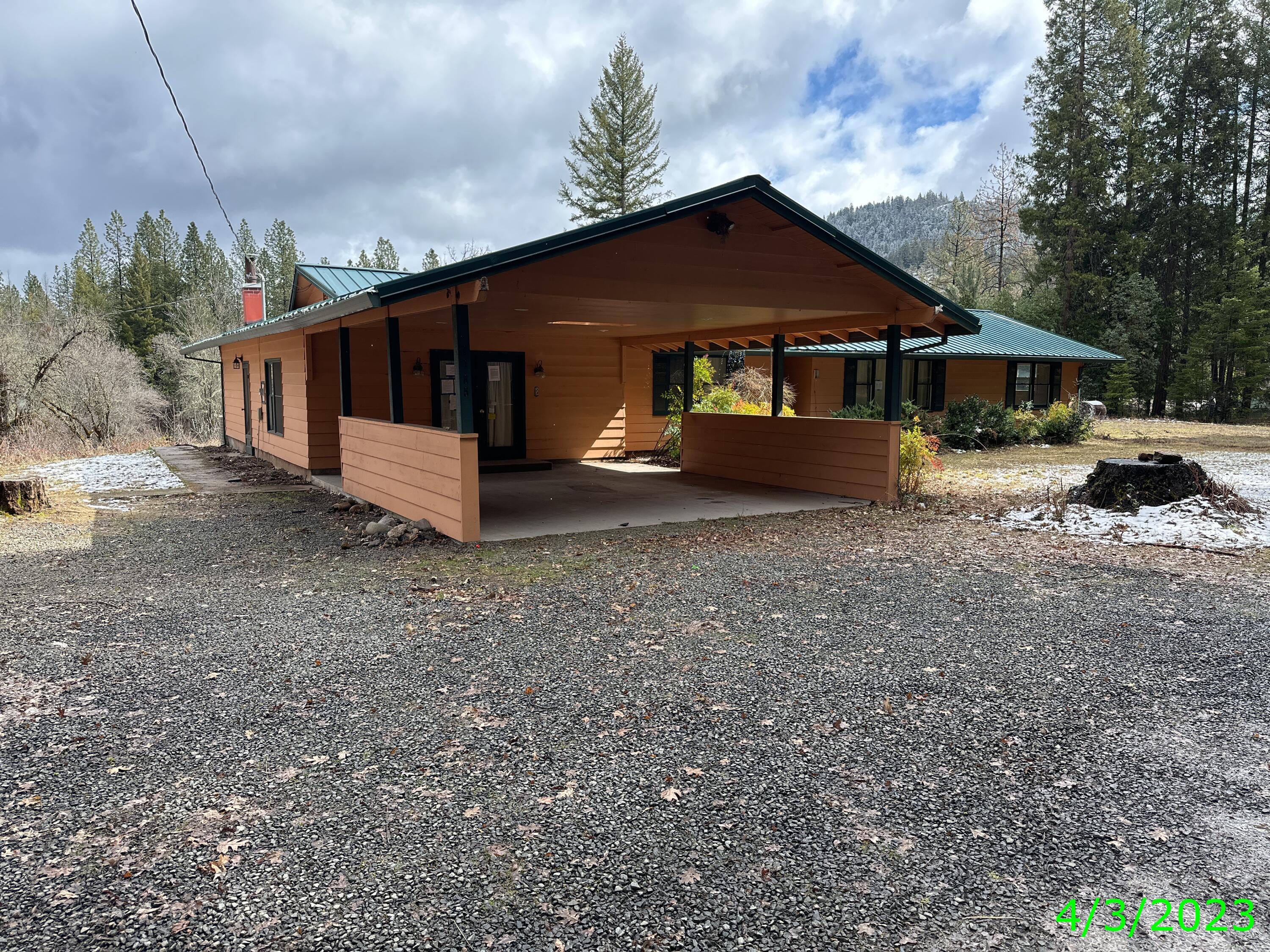 7185 Crowfoot Road Trail, OR 97541 - Photo 10 of 42 IMG14741