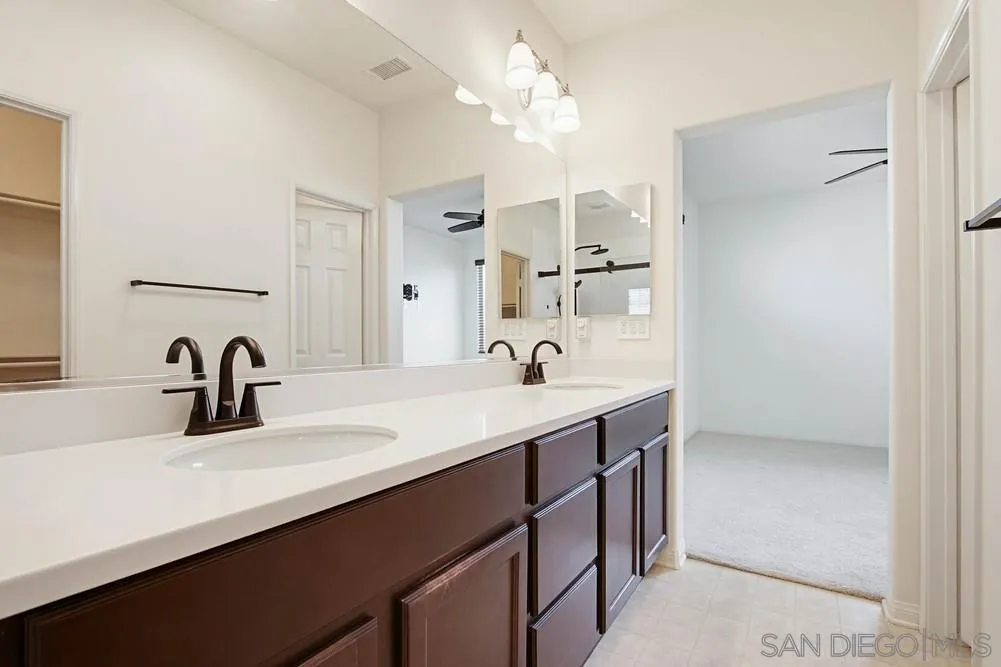 5069 Cascade Way, Unit 101 Oceanside, CA 92057 - Photo 28 of 48