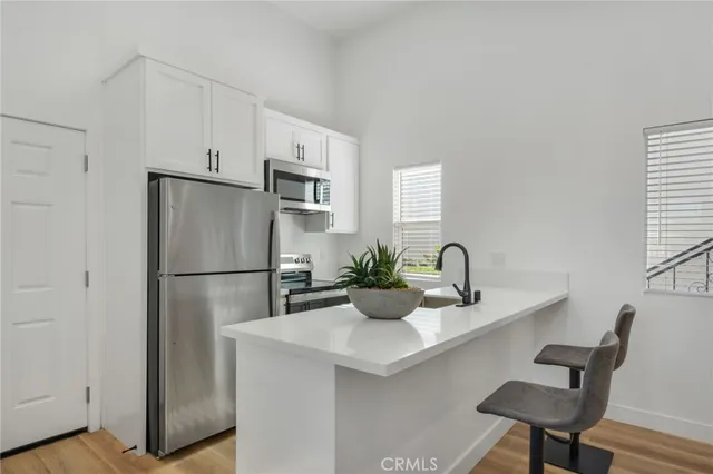 a close view of sink and tap