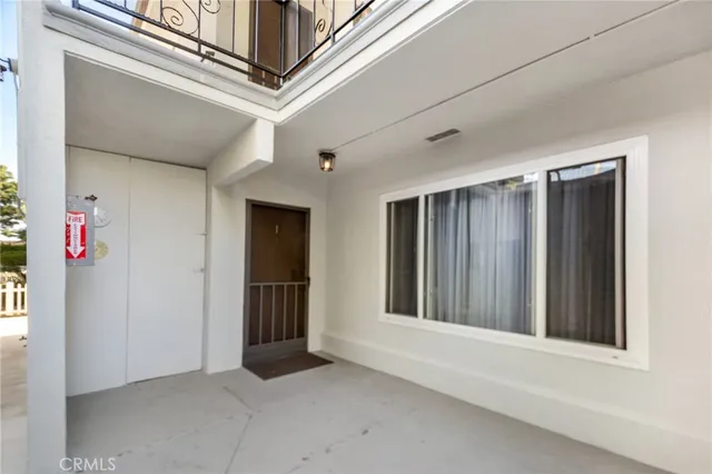 a view of an entryway