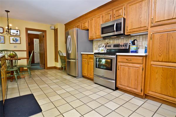 16 Alden Road Andover, MA 01810 - Photo 6 of 30