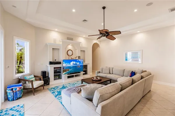 $13,500 | 950 Snowberry Court, Marco Island, FL 34145