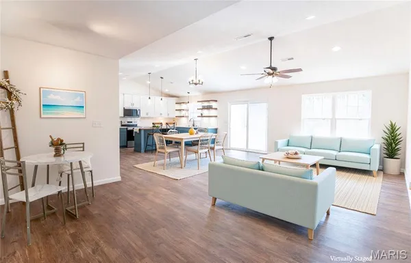 $349,900 | 622 Scottsvale Drive, Rolla, MO 65401