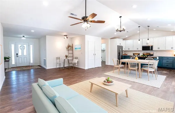 $349,900 | 622 Scottsvale Drive, Rolla, MO 65401