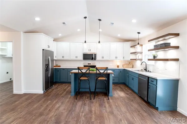 $349,900 | 622 Scottsvale Drive, Rolla, MO 65401