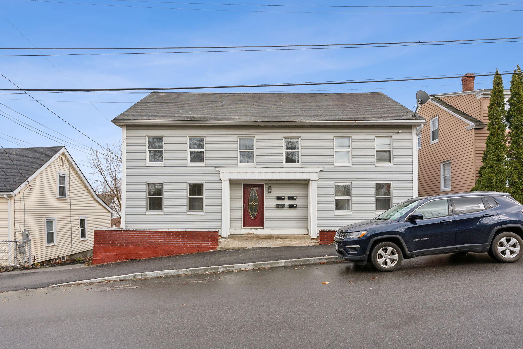 19 High Street Biddeford, ME 04005 - Photo 4 of 54 2_DSC01195