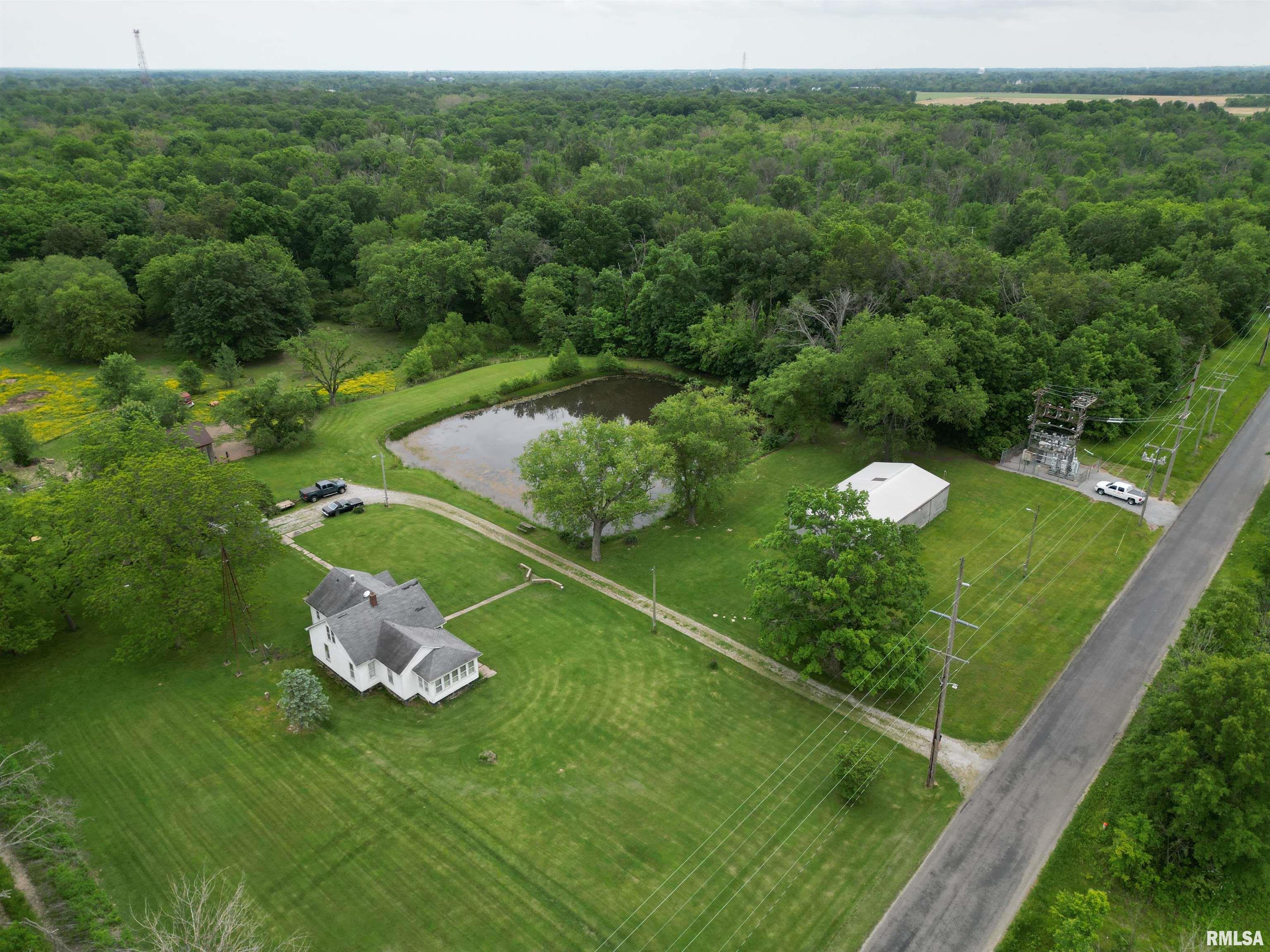 9504 Jolliff Bridge Road Centralia, IL 62801 - Photo 1 of 21 Gallery Image 1